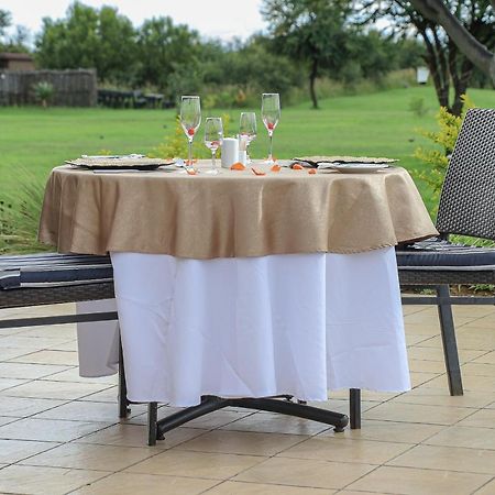 Royal Marang Hotel Phokeng Zewnętrze zdjęcie A table with a tablecloth