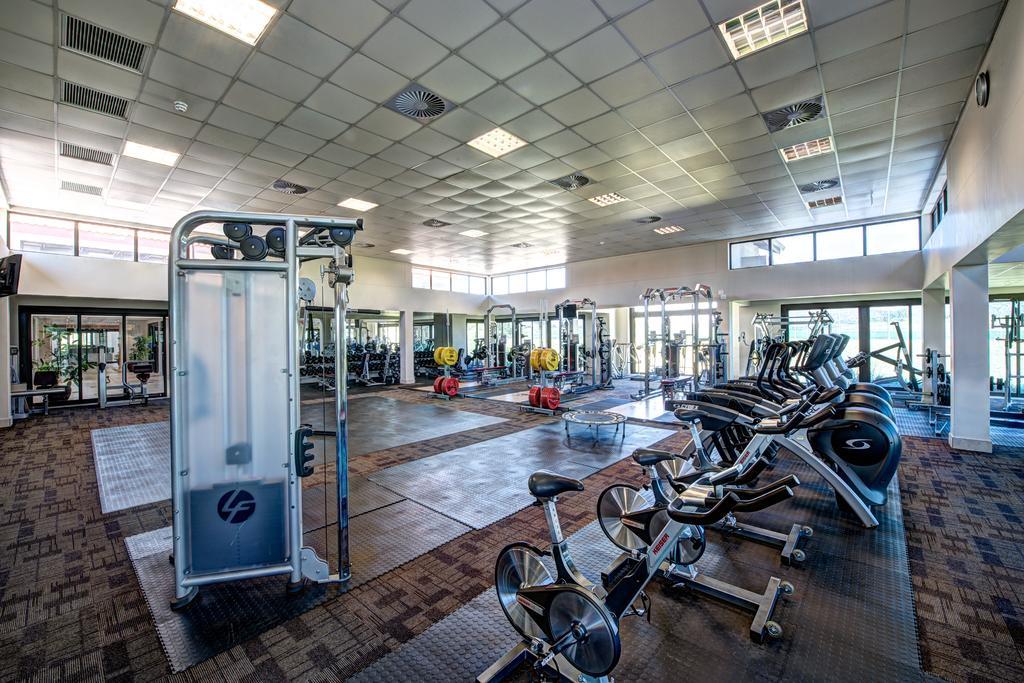 Royal Marang Hotel Phokeng Zewnętrze zdjęcie The gym at the University of Pretoria