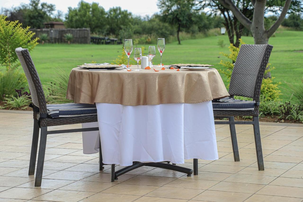 Royal Marang Hotel Phokeng Zewnętrze zdjęcie A table with a tablecloth